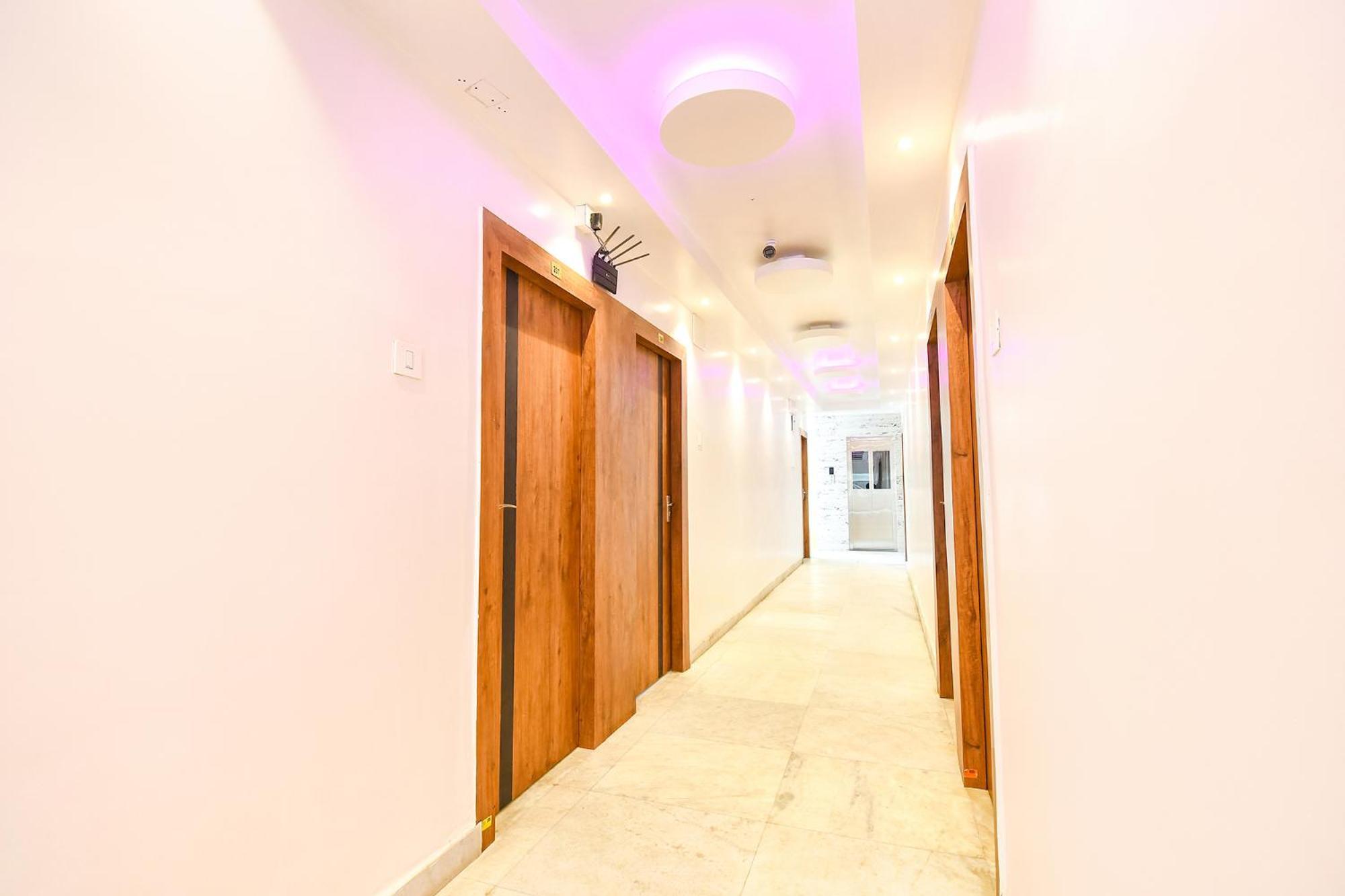 Fabhotel Prime The Golden Plaza - Nr Tarapith Temple Eksteriør bilde