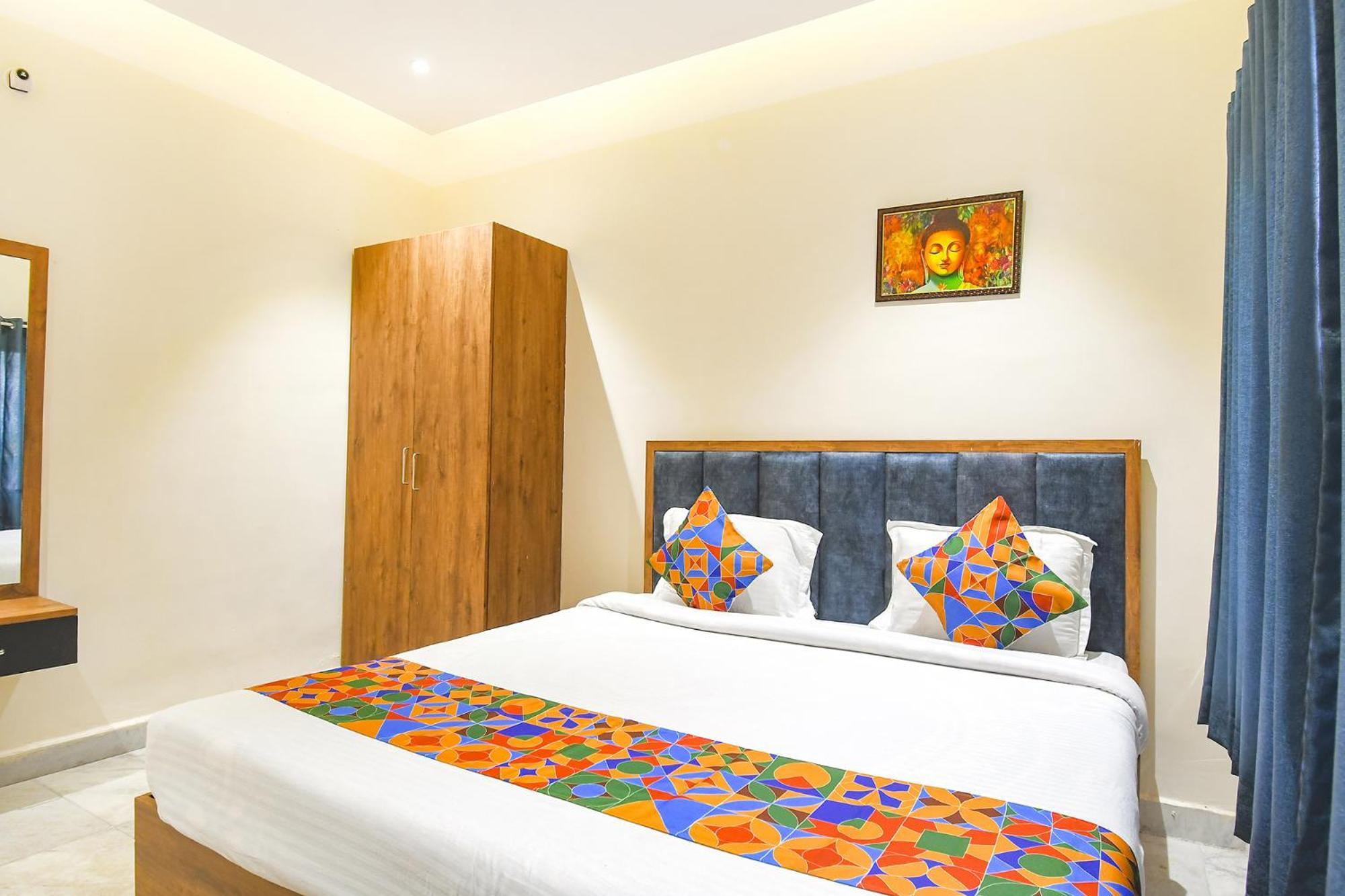 Fabhotel Prime The Golden Plaza - Nr Tarapith Temple Eksteriør bilde