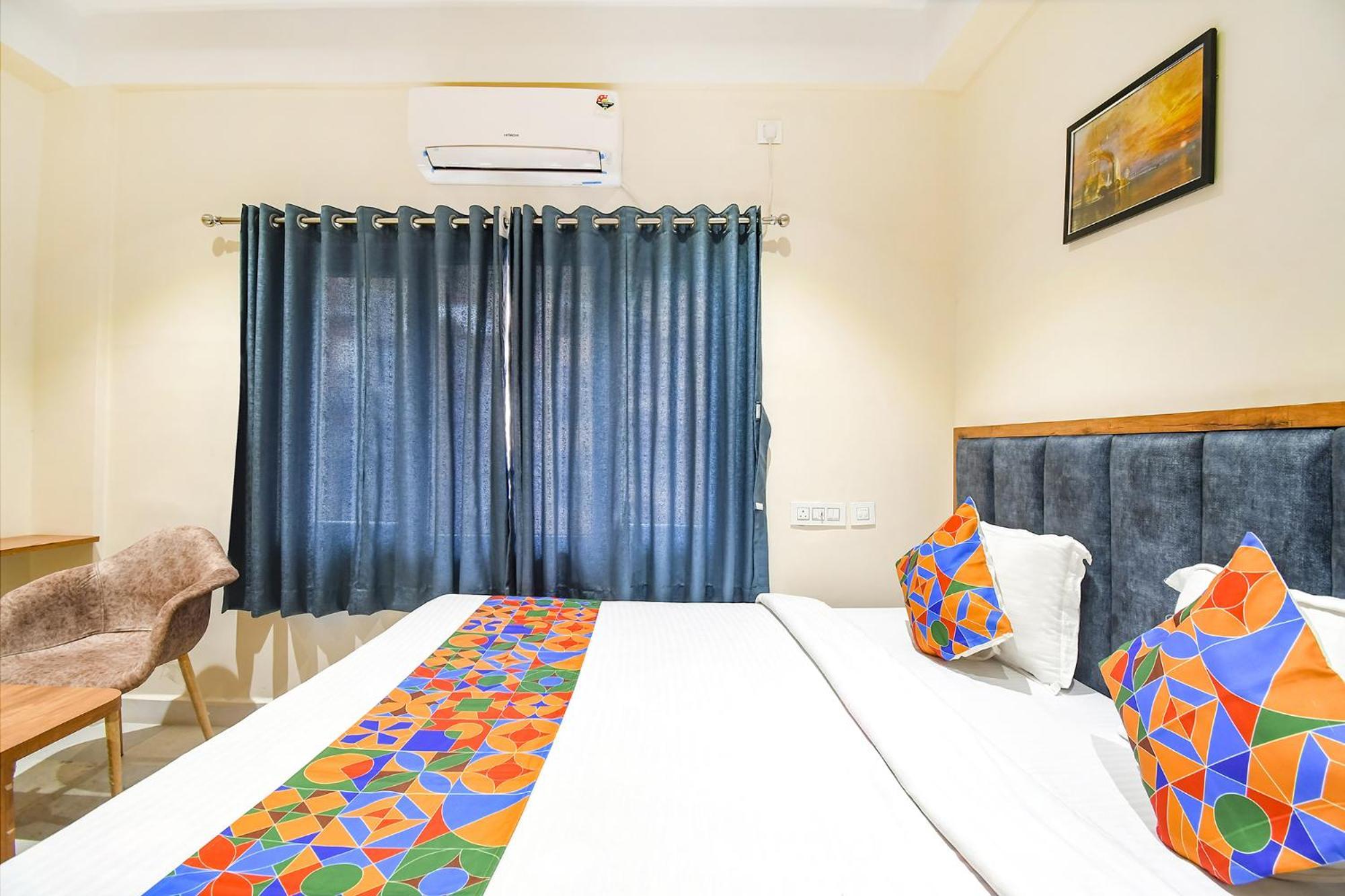 Fabhotel Prime The Golden Plaza - Nr Tarapith Temple Eksteriør bilde
